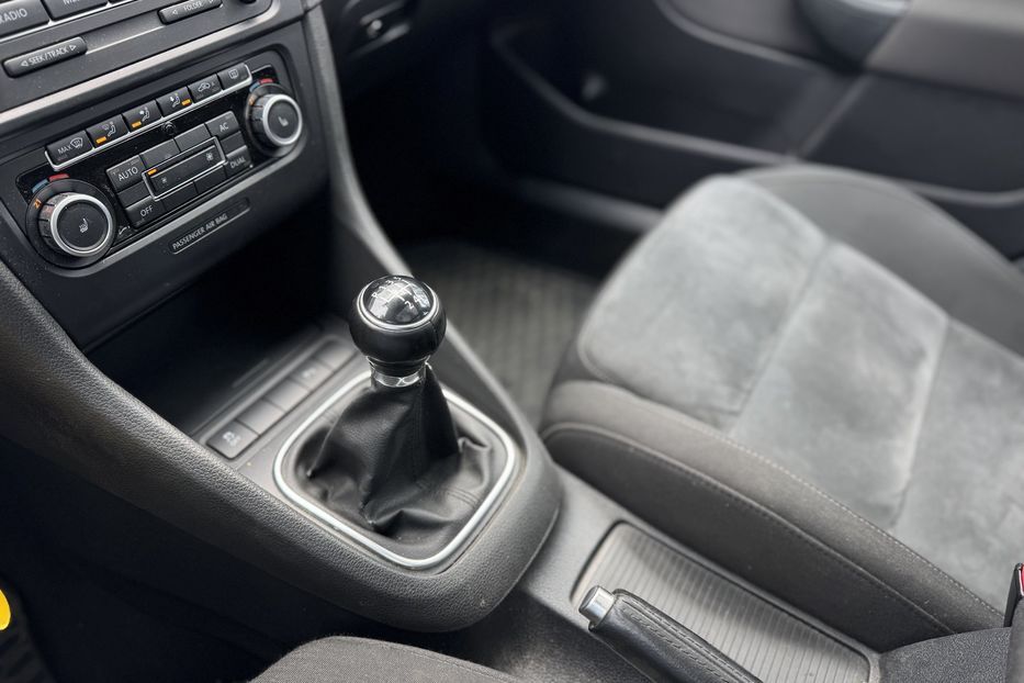 Продам Volkswagen Golf  VI (COMIS) 2010 года в г. Умань, Черкасская область