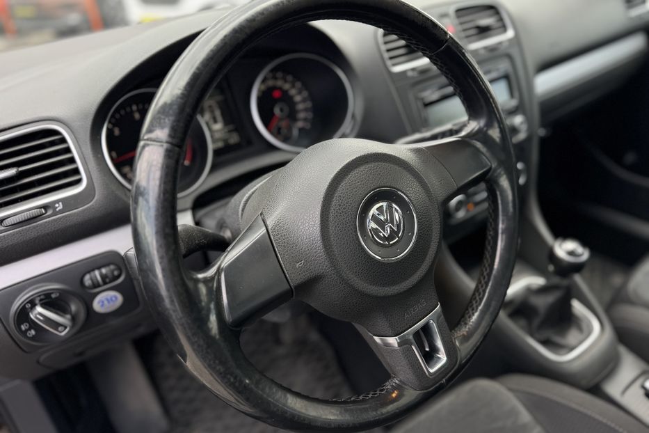 Продам Volkswagen Golf  VI (COMIS) 2010 года в г. Умань, Черкасская область