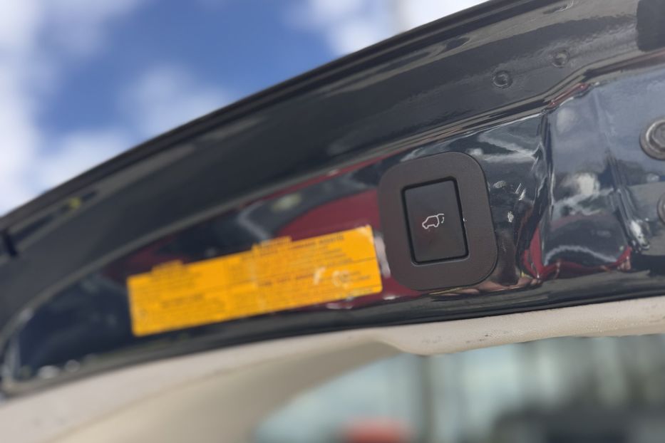 Продам Toyota Venza (COMIS) XLE AWD 2014 года в г. Умань, Черкасская область