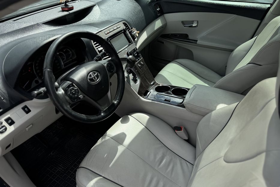 Продам Toyota Venza (COMIS) XLE AWD 2014 года в г. Умань, Черкасская область