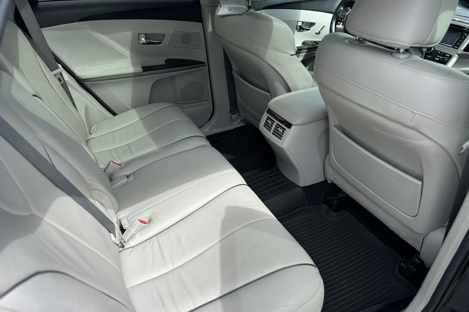 Продам Toyota Venza (COMIS) XLE AWD 2014 года в г. Умань, Черкасская область