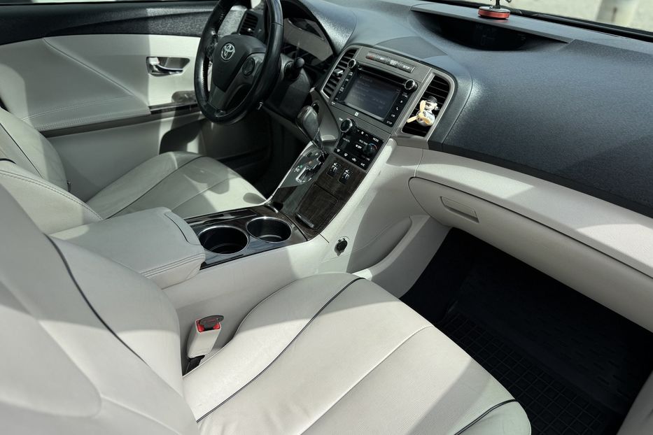 Продам Toyota Venza (COMIS) XLE AWD 2014 года в г. Умань, Черкасская область