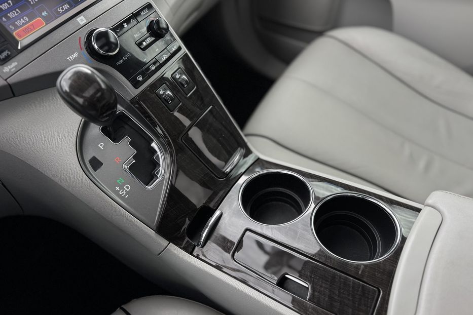 Продам Toyota Venza (COMIS) XLE AWD 2014 года в г. Умань, Черкасская область