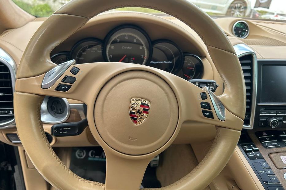 Продам Porsche Cayenne Turbo 2012 года в Черновцах