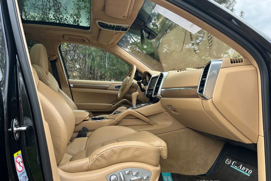 Продам Porsche Cayenne Turbo 2012 года в Черновцах