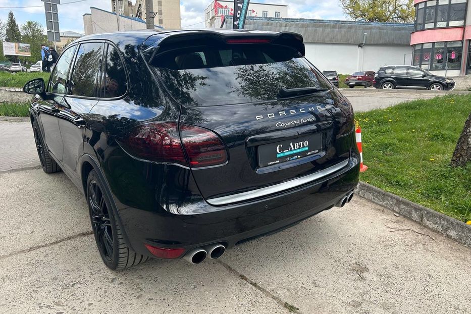 Продам Porsche Cayenne Turbo 2012 года в Черновцах