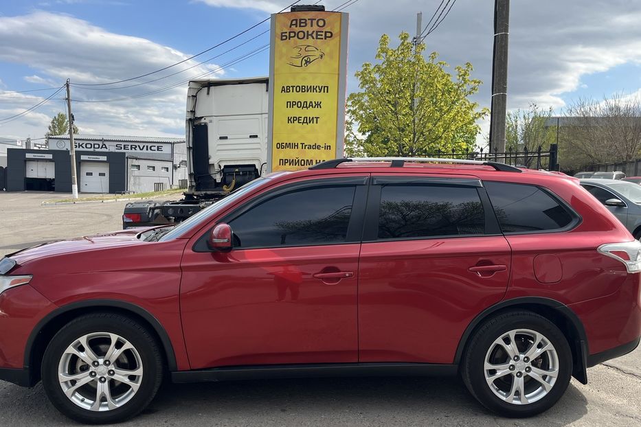 Продам Mitsubishi Outlander 7 місць 2014 года в Николаеве
