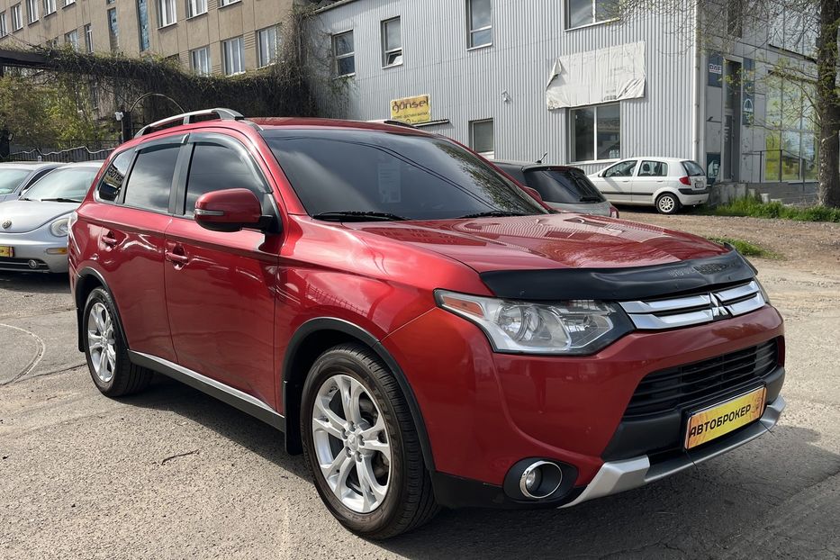 Продам Mitsubishi Outlander 7 місць 2014 года в Николаеве