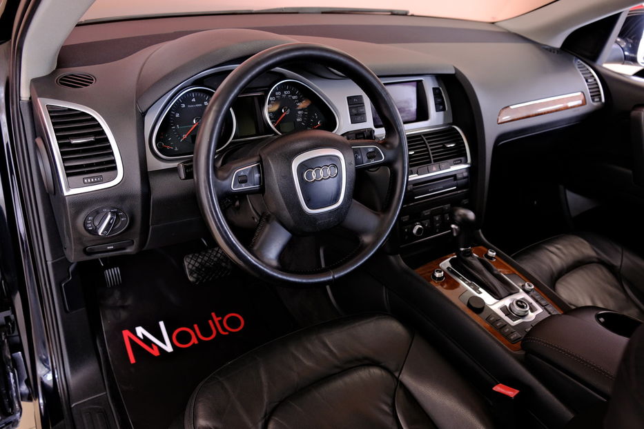 Продам Audi Q7 2010 года в Одессе