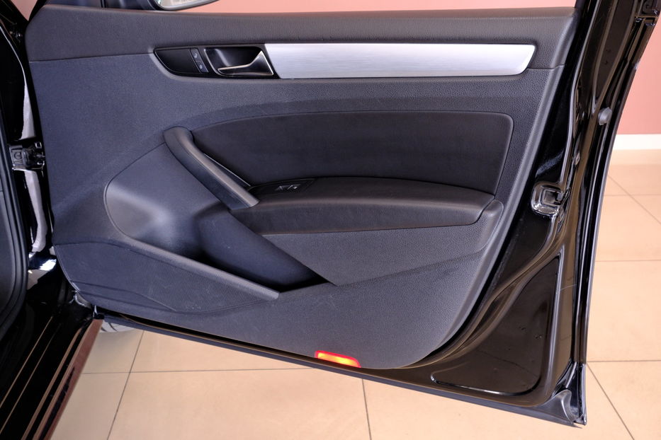 Продам Volkswagen Passat B7 NMS TDI 2013 года в Одессе