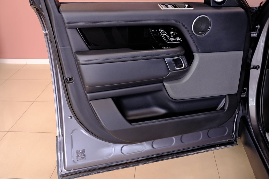 Продам Land Rover Range Rover HSE 2018 года в Одессе