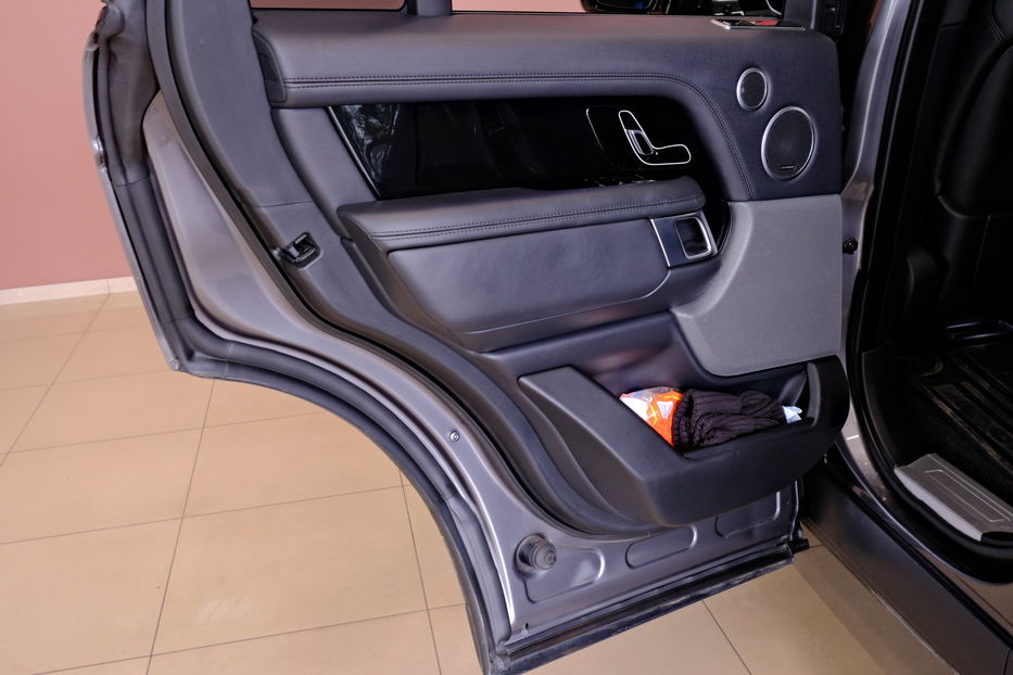 Продам Land Rover Range Rover HSE 2018 года в Одессе