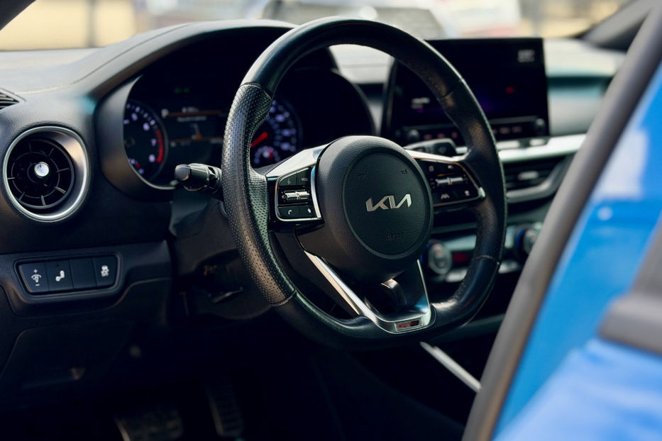 Продам Kia Forte 2.0 MPI IVT (147 к.с.) 2022 года в Киеве