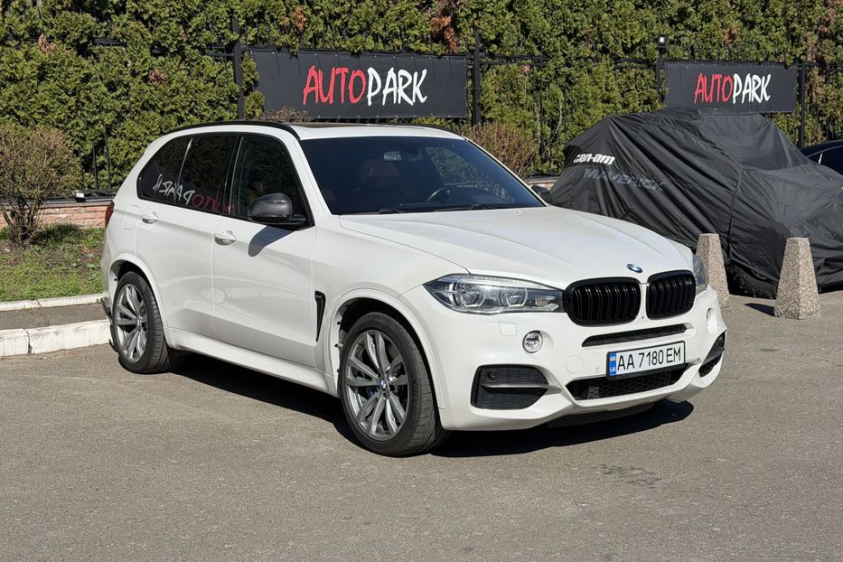 Продам BMW X5 M50d  2013 года в Киеве