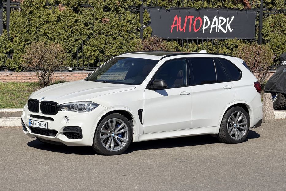 Продам BMW X5 M50d  2013 года в Киеве
