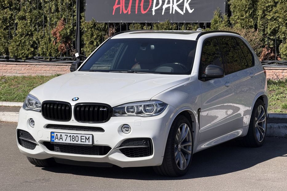 Продам BMW X5 M50d  2013 года в Киеве