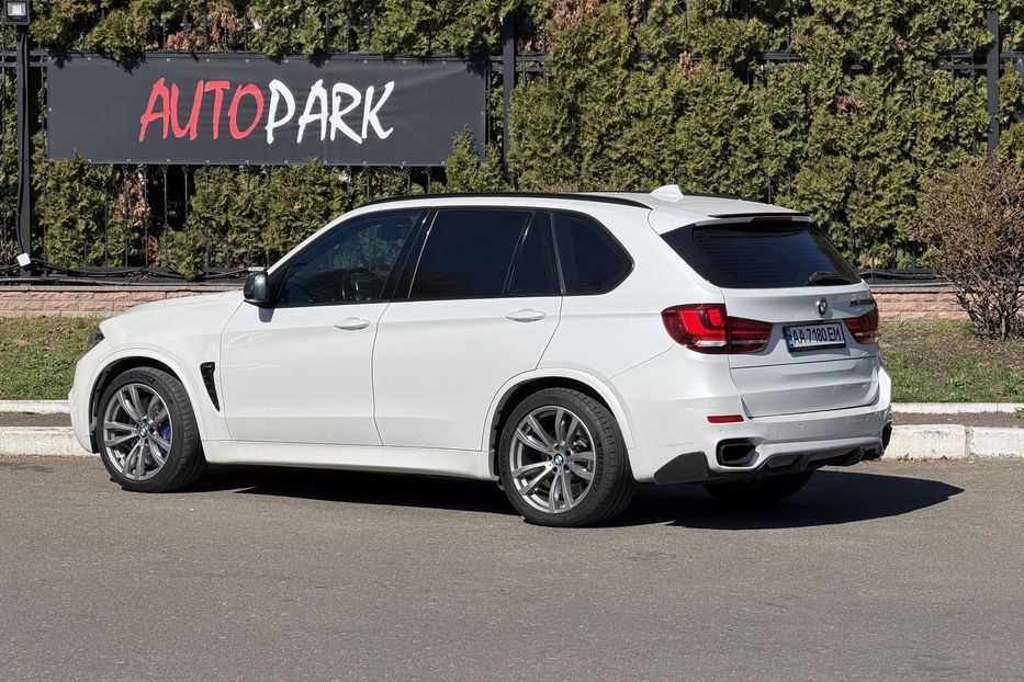 Продам BMW X5 M50d  2013 года в Киеве