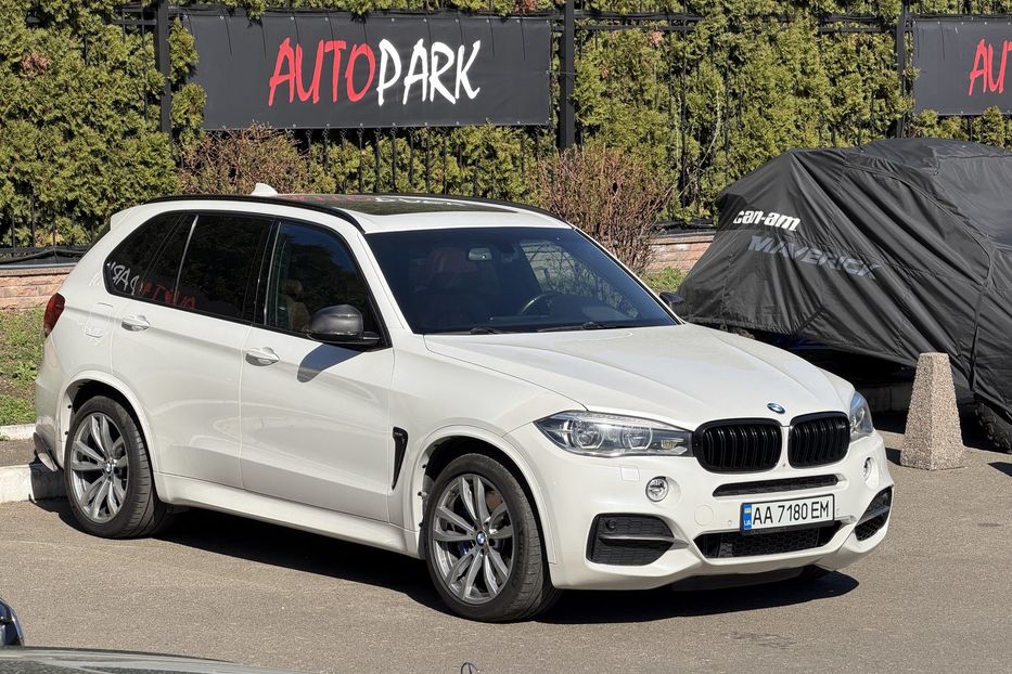 Продам BMW X5 M50d  2013 года в Киеве
