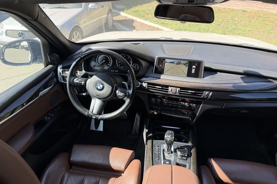 Продам BMW X5 M50d  2013 года в Киеве