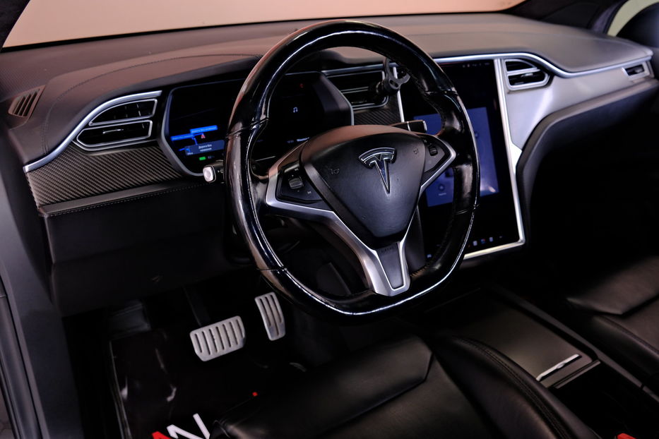 Продам Tesla Model X 2018 года в Одессе