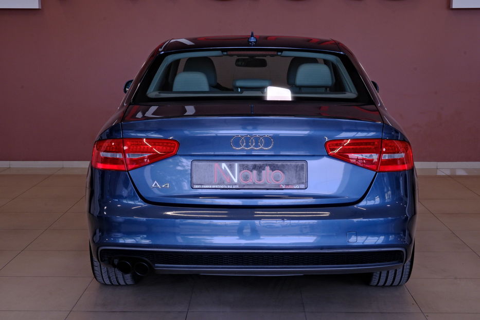 Продам Audi A4 2015 года в Одессе