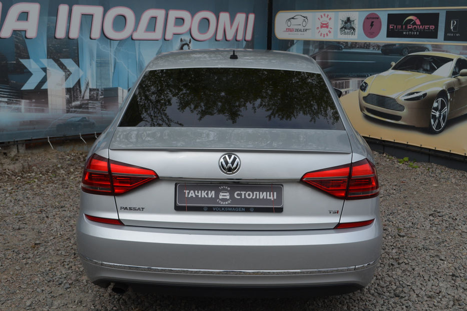 Продам Volkswagen Passat B8 NMS  •  1.8 TSI MT (170 к.с.)  2016 года в Киеве