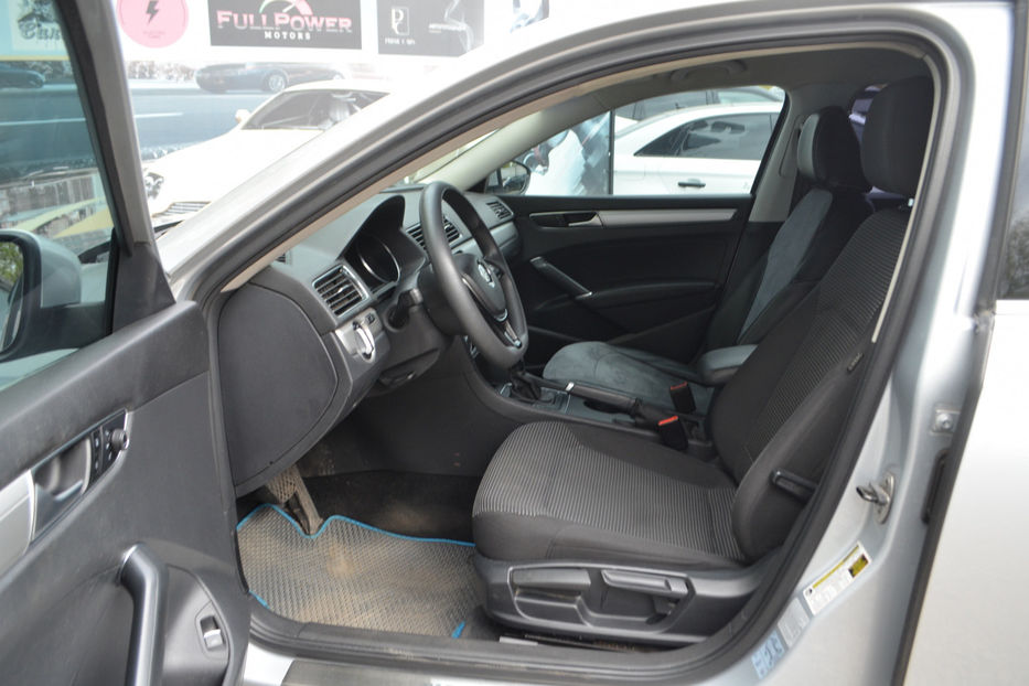 Продам Volkswagen Passat B8 NMS  •  1.8 TSI MT (170 к.с.)  2016 года в Киеве