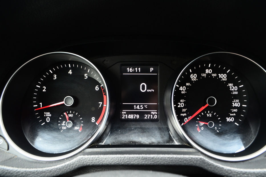 Продам Volkswagen Passat B8 NMS  •  1.8 TSI MT (170 к.с.)  2016 года в Киеве