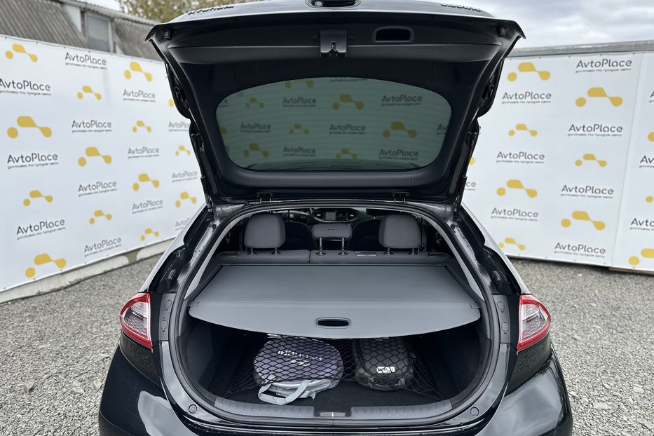 Продам Hyundai Ioniq 2017 года в Луцке