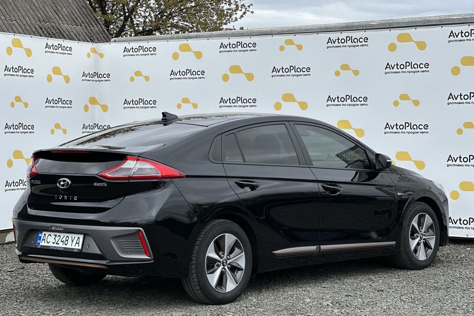 Продам Hyundai Ioniq 2017 года в Луцке