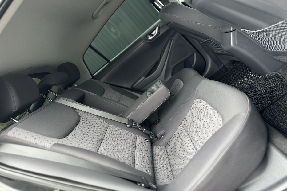 Продам Hyundai Ioniq 2017 года в Луцке