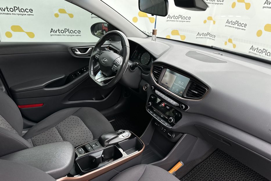 Продам Hyundai Ioniq 2017 года в Луцке
