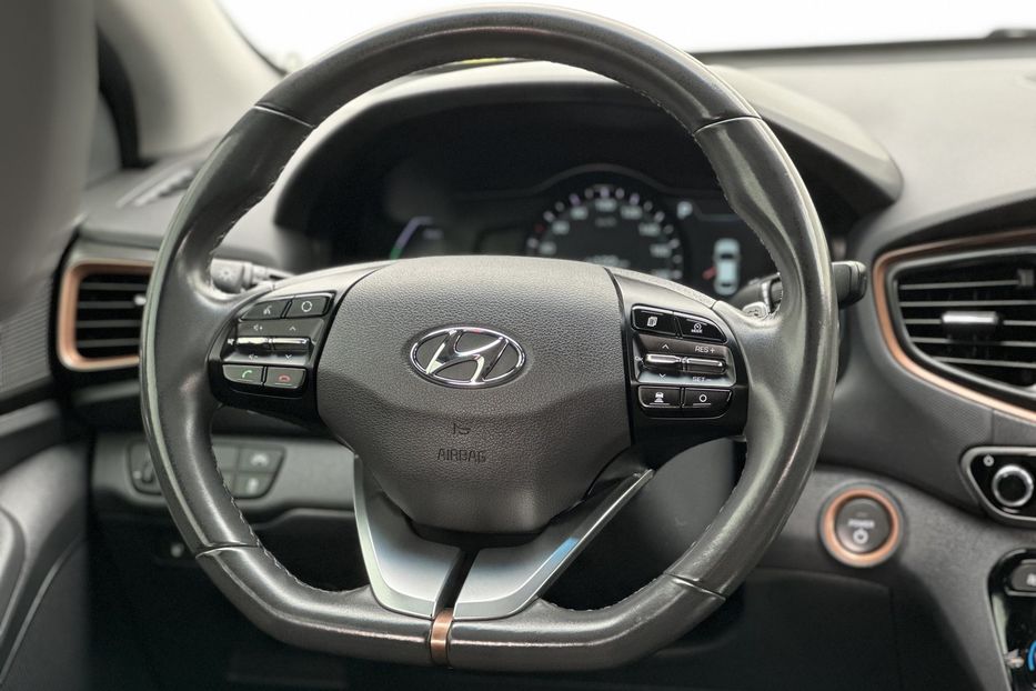 Продам Hyundai Ioniq 2017 года в Луцке