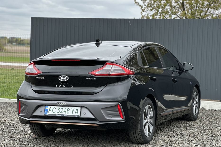 Продам Hyundai Ioniq 2017 года в Луцке