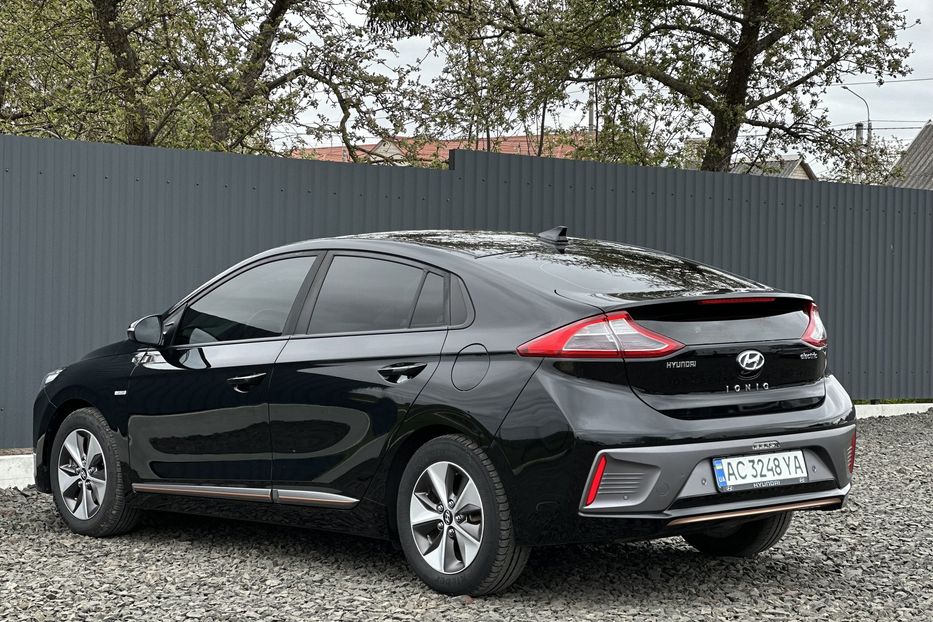 Продам Hyundai Ioniq 2017 года в Луцке