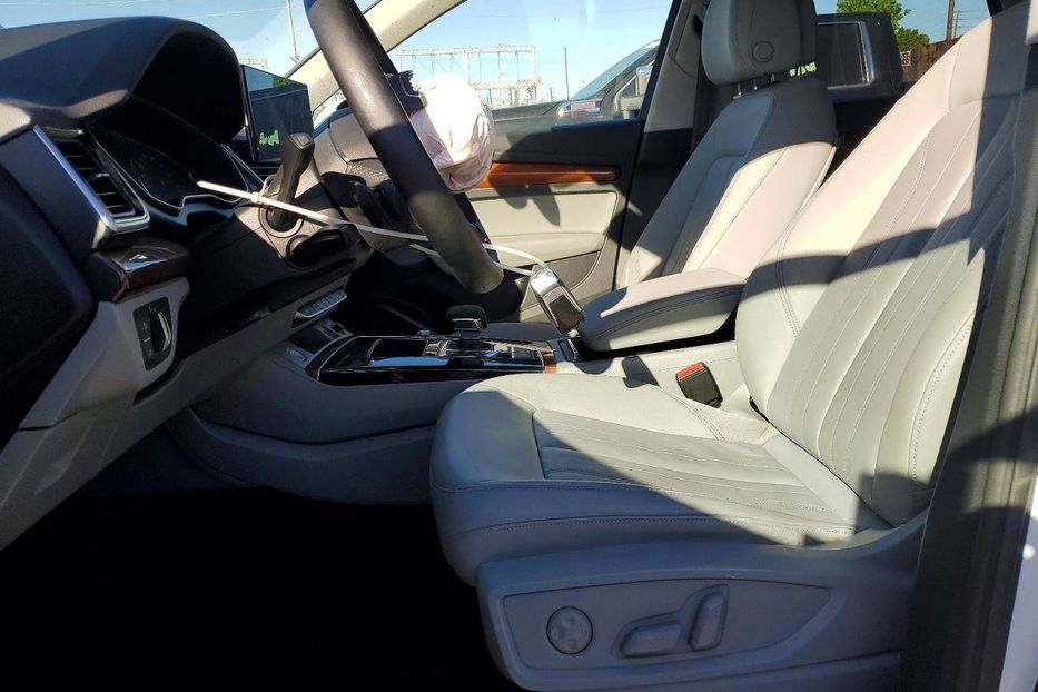 Продам Audi Q5 Premium 2021 года в Львове