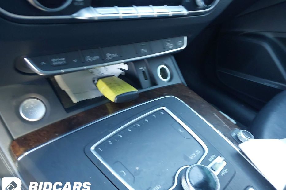 Продам Audi Q5 45 Premium 2019 года в Львове