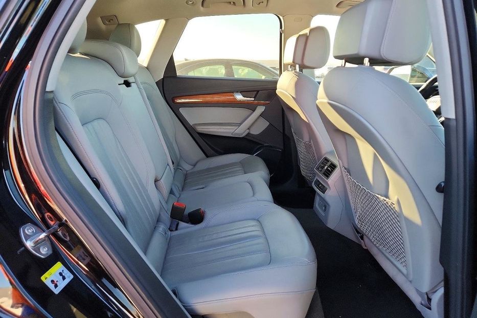 Продам Audi Q5 Premium Plus 2021 года в Львове