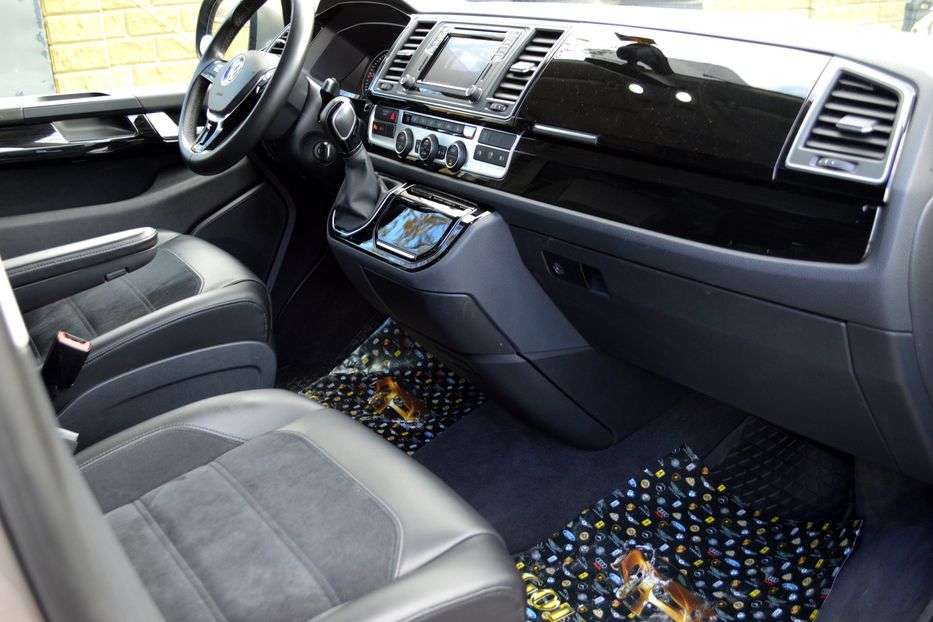 Продам Volkswagen Multivan Highline 2018 года в Одессе