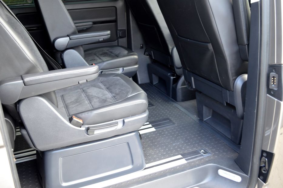 Продам Volkswagen Multivan Highline 2018 года в Одессе
