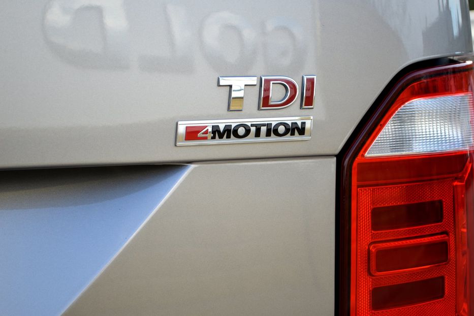 Продам Volkswagen Multivan Highline 2018 года в Одессе