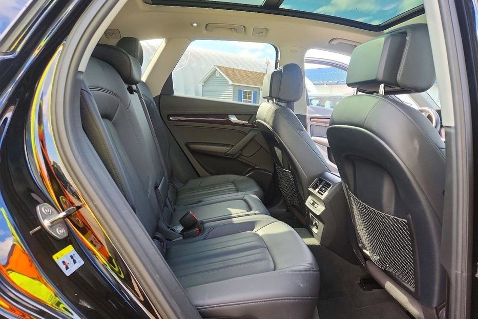 Продам Audi Q5 Premium Plus 2018 года в Львове