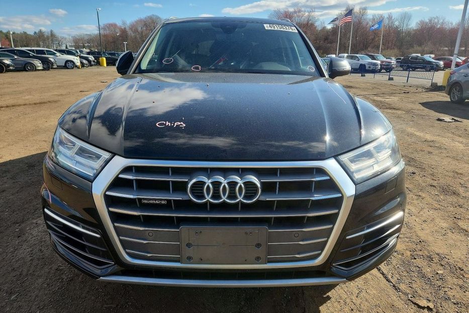 Продам Audi Q5 Premium Plus 2018 года в Львове