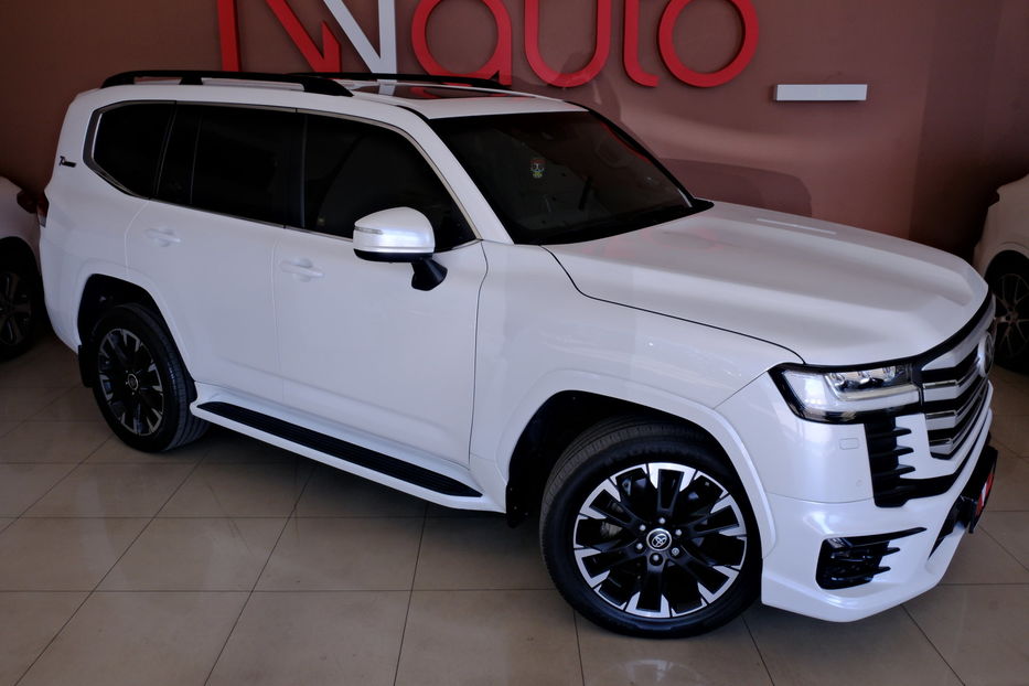 Продам Toyota Land Cruiser 300 2021 года в Одессе