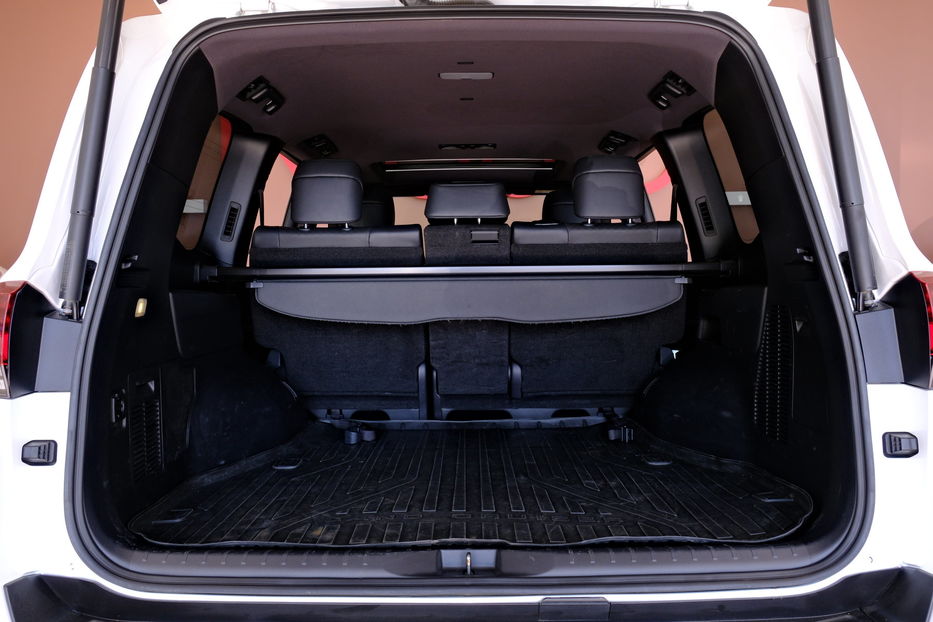 Продам Toyota Land Cruiser 300 2021 года в Одессе