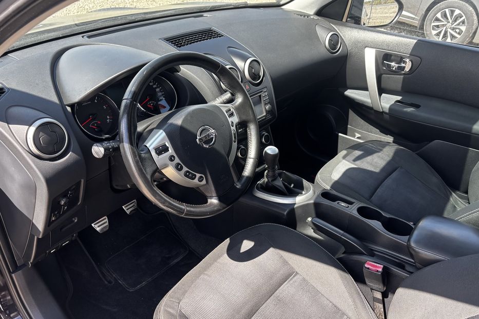 Продам Nissan Qashqai+2 2011 года в Львове