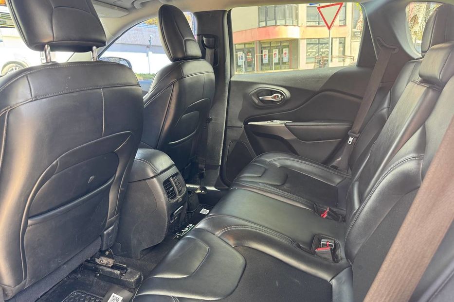 Продам Jeep Cherokee 4x4 2020 года в Черновцах