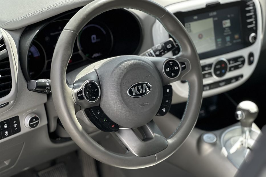 Продам Kia Soul 2015 года в Луцке