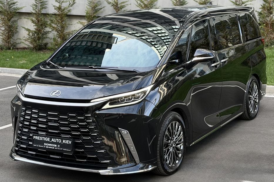 Продам Lexus LF LM 350h e-CVT 4S 2025 года в Киеве