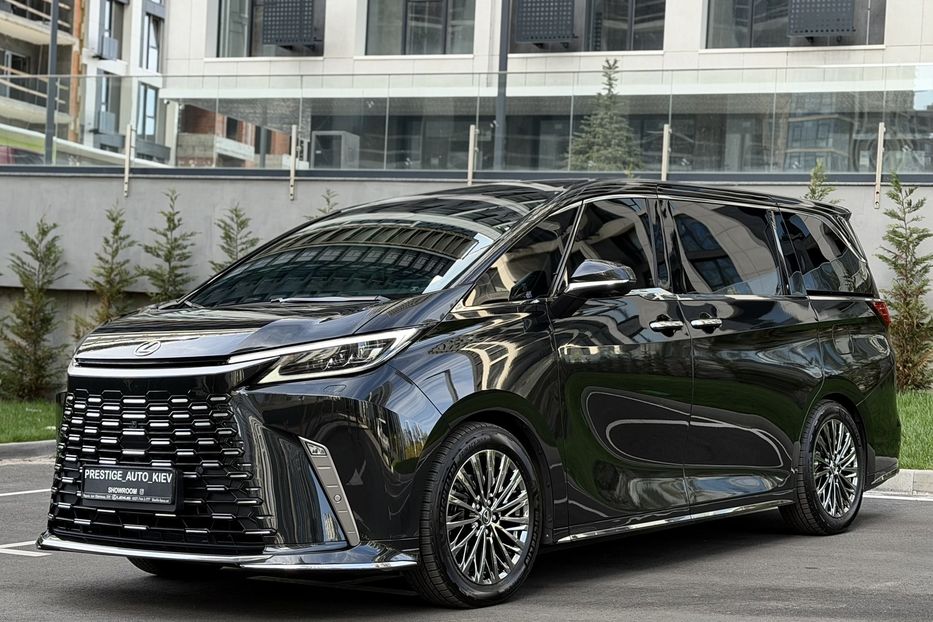 Продам Lexus LF LM 350h e-CVT 4S 2025 года в Киеве